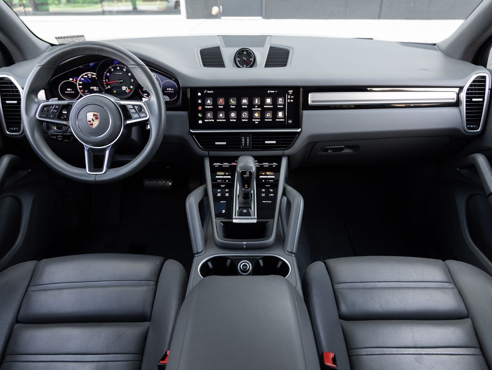2023 Porsche Cayenne Cayenne Platinum Edition (MY23)