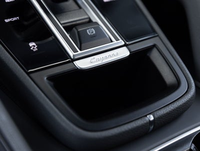 2023 Porsche Cayenne Cayenne Platinum Edition (MY23)