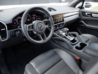 2023 Porsche Cayenne Cayenne Platinum Edition (MY23)