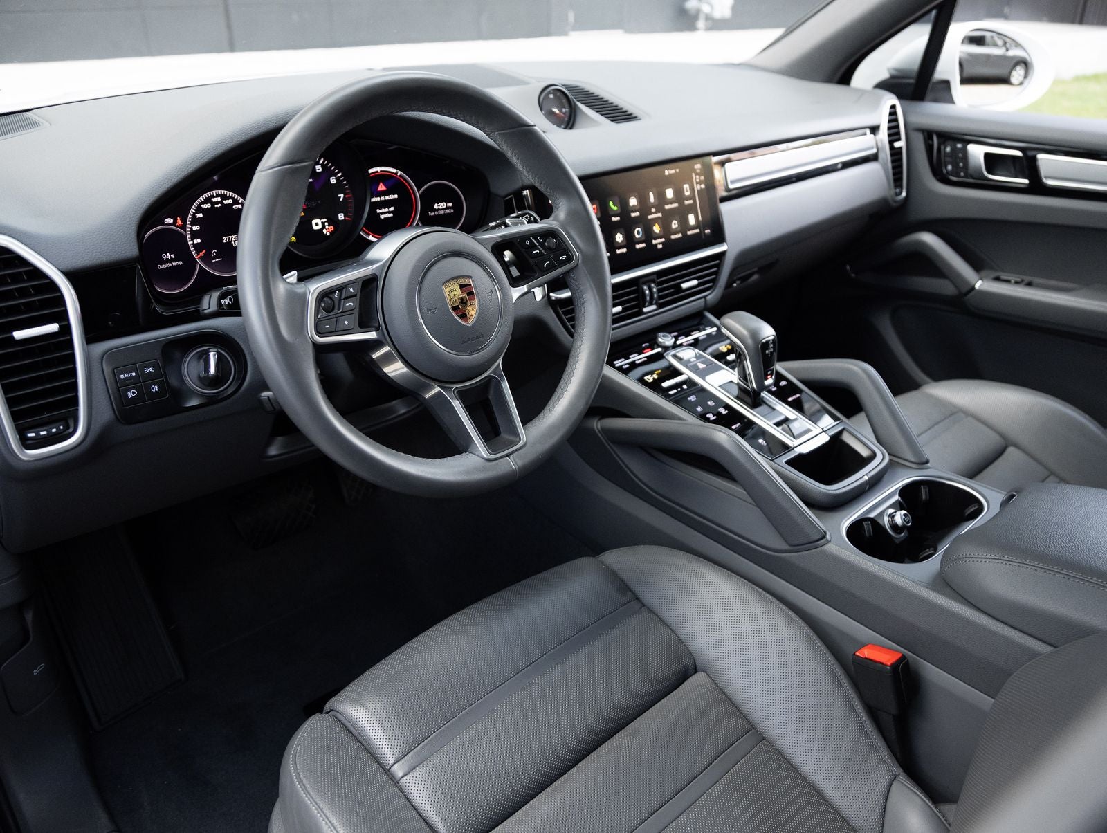 2023 Porsche Cayenne Cayenne Platinum Edition (MY23)
