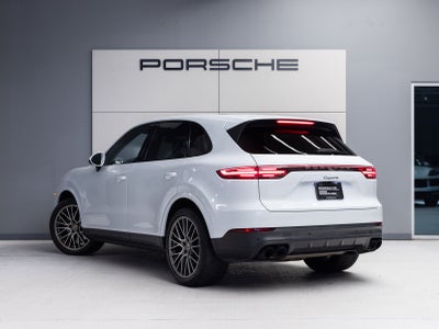 2023 Porsche Cayenne Cayenne Platinum Edition (MY23)