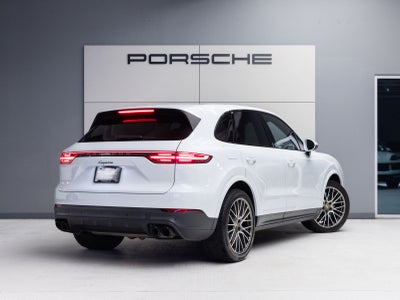 2023 Porsche Cayenne Cayenne Platinum Edition (MY23)