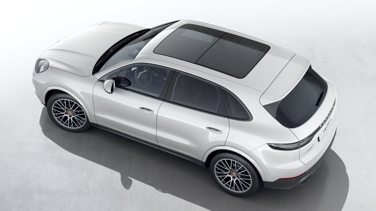 2023 Porsche Cayenne Platinum Edition