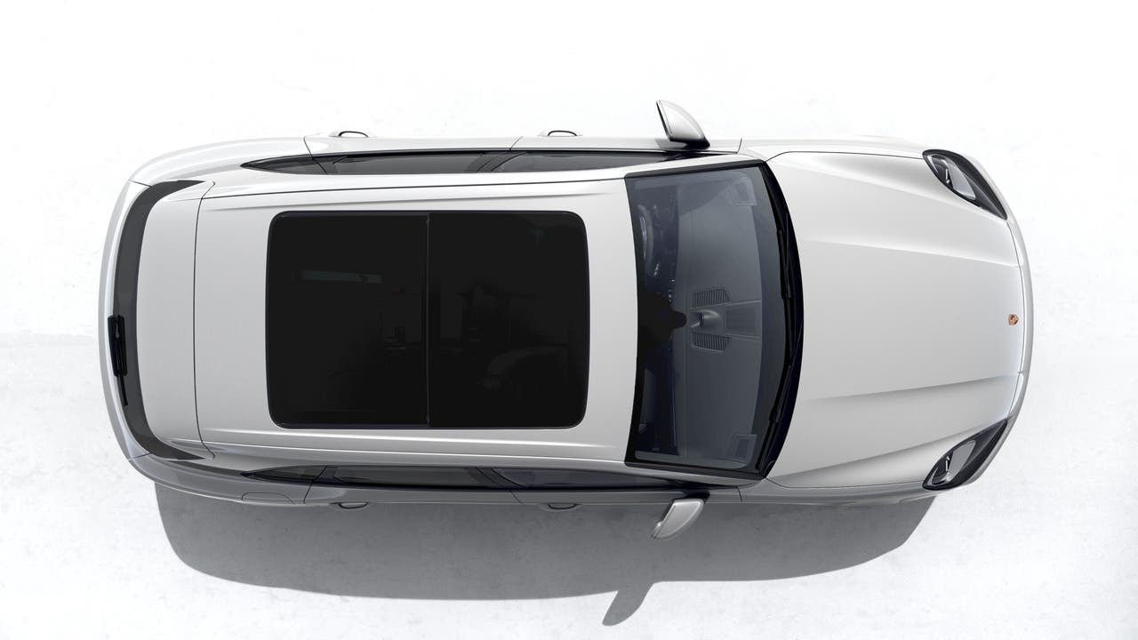 2023 Porsche Cayenne Platinum Edition