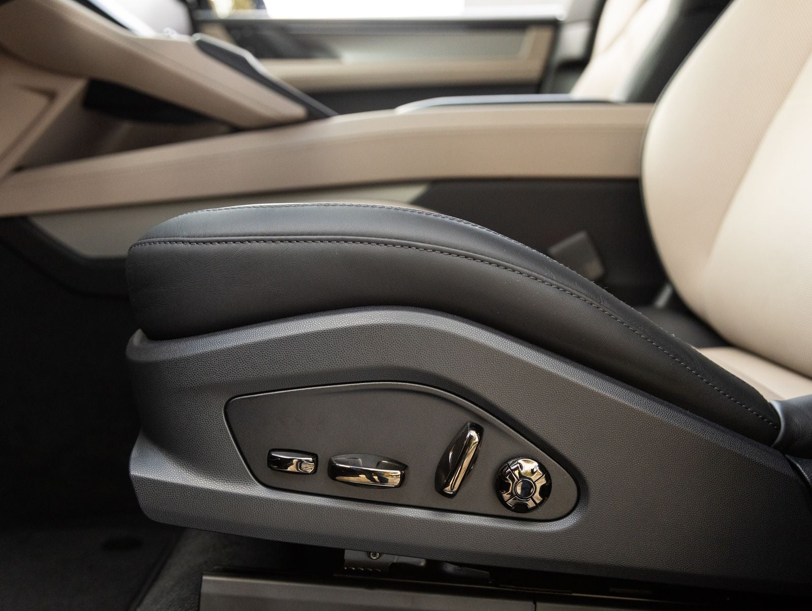 2026 Porsche Cayenne Cayenne Electric
