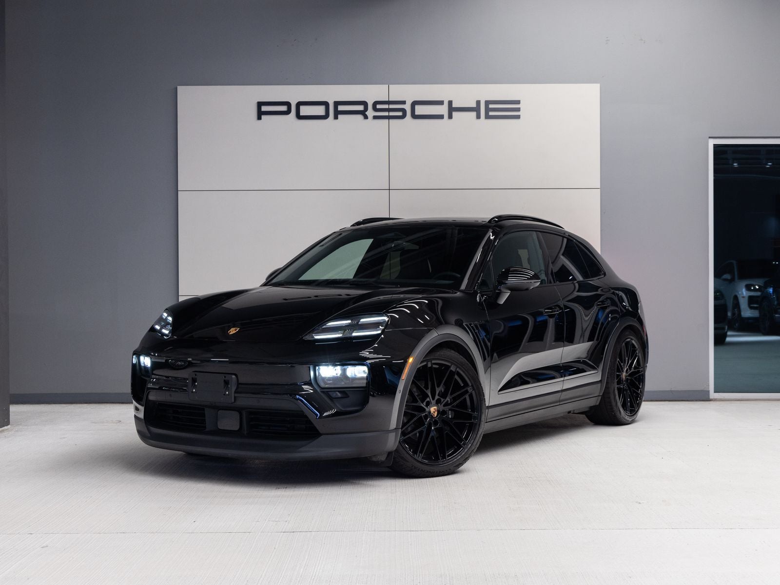 2025 Porsche Macan Macan 4 Electric