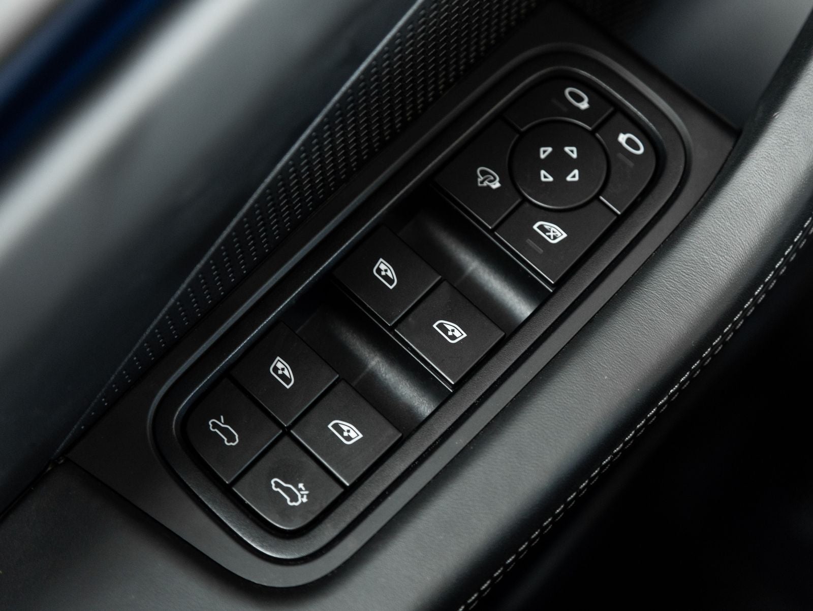 2025 Porsche Macan Macan 4 Electric