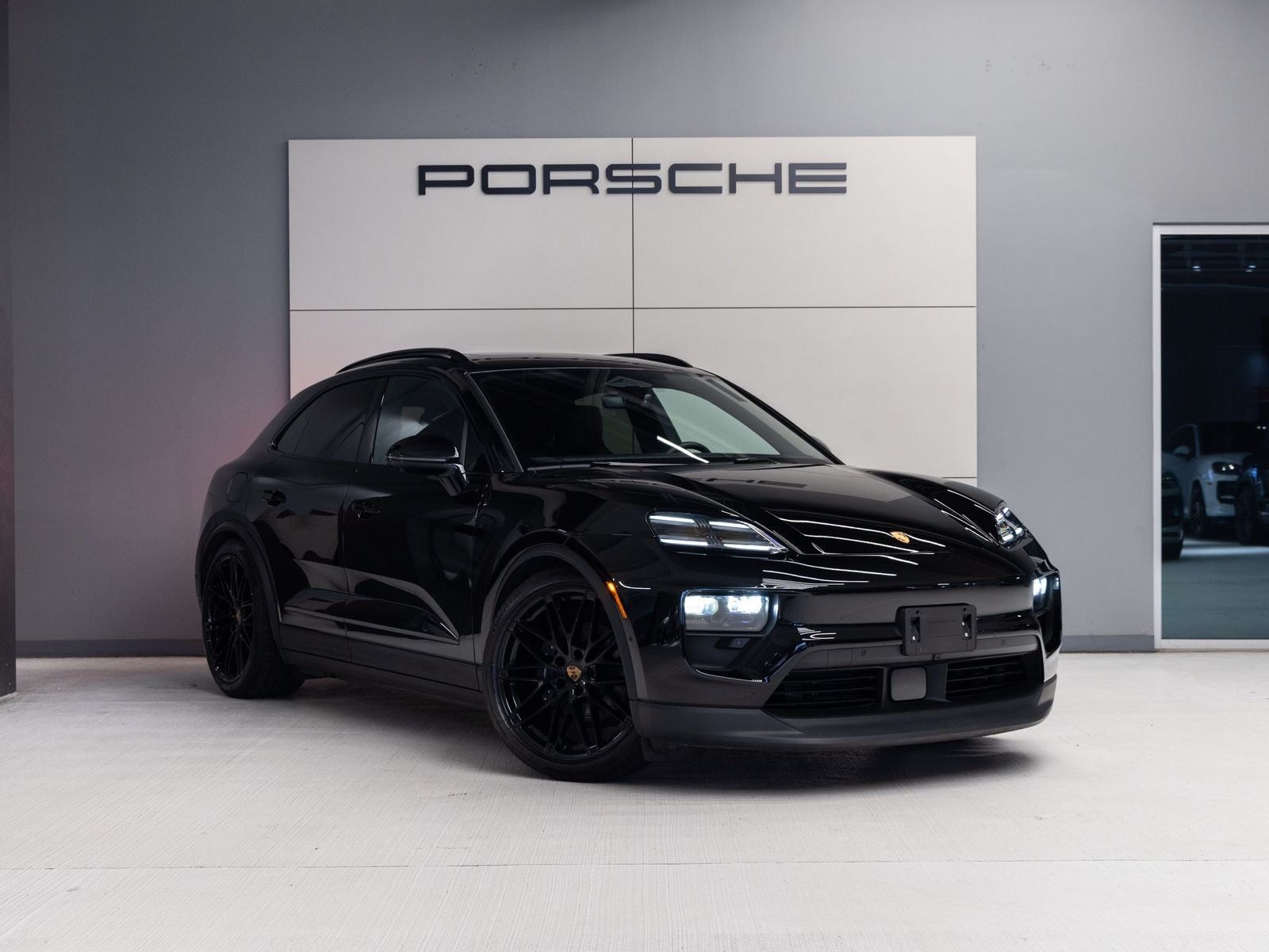 2025 Porsche Macan Macan 4 Electric