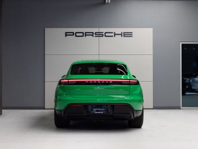 2025 Porsche Macan 4 Electric