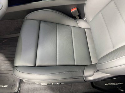 2025 Porsche Macan 4 Electric