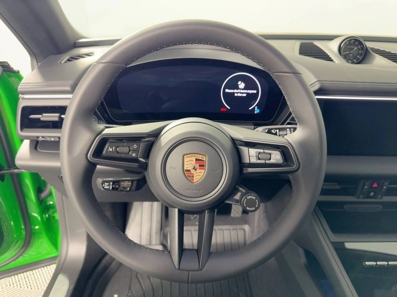 2025 Porsche Macan 4 Electric