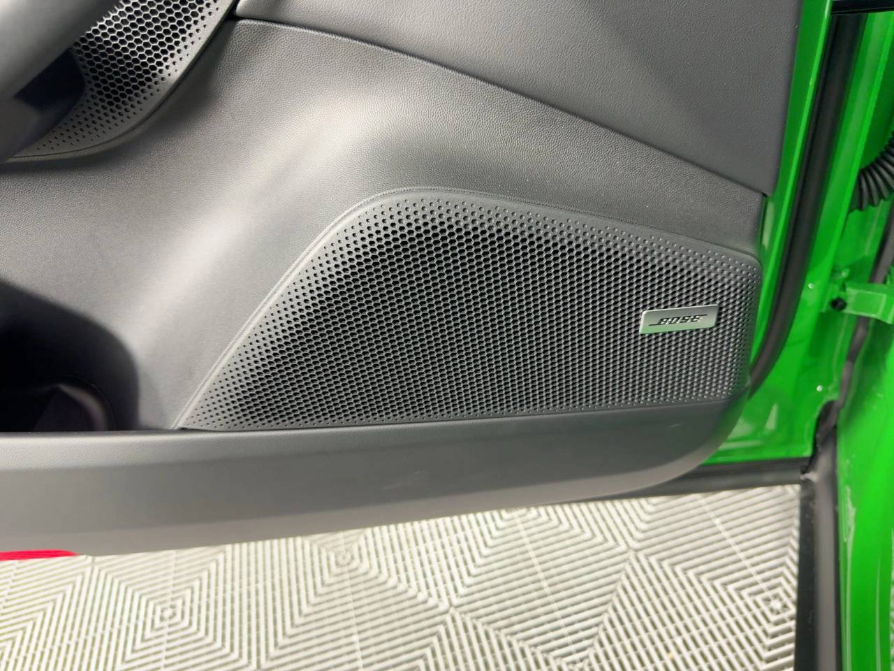 2025 Porsche Macan 4 Electric