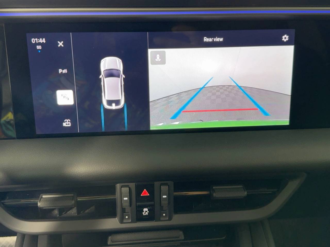 2025 Porsche Macan 4 Electric