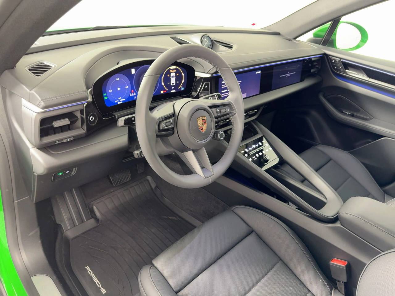 2025 Porsche Macan 4 Electric