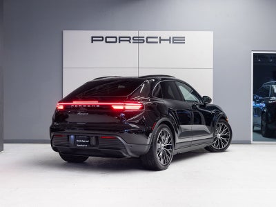 2026 Porsche Macan 4 Electric