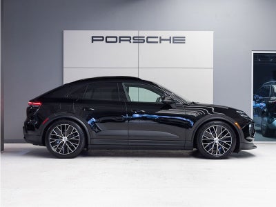 2026 Porsche Macan 4 Electric
