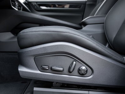 2026 Porsche Macan 4 Electric