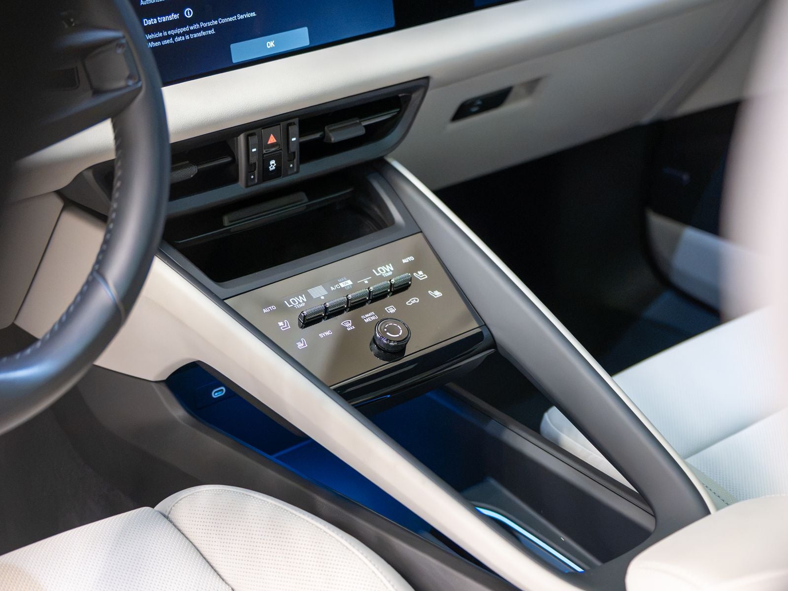 2024 Porsche Macan Macan 4