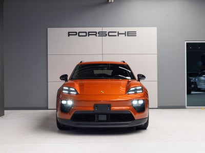 2025 Porsche Macan 4 Electric