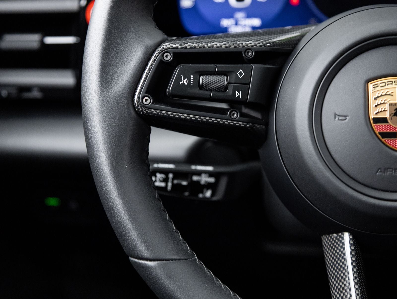 2025 Porsche Macan 4 Electric