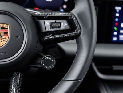 2025 Porsche Macan 4 Electric