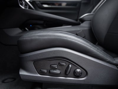 2025 Porsche Macan 4 Electric