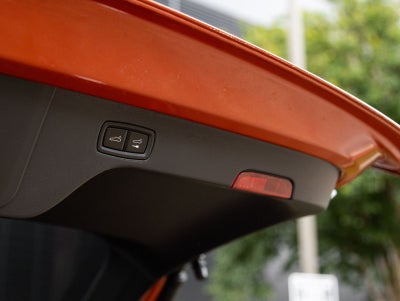 2025 Porsche Macan 4 Electric