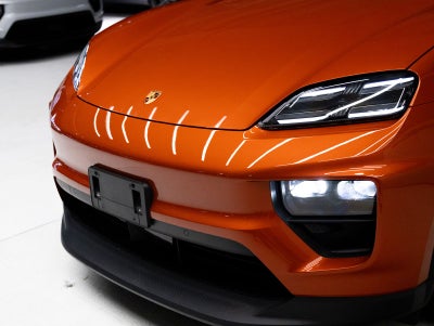 2025 Porsche Macan 4 Electric