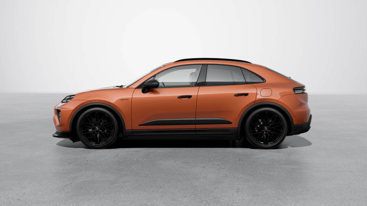 2025 Porsche Macan 4 Electric