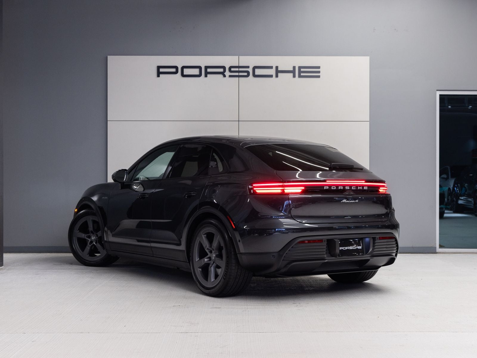 2026 Porsche Macan 4 Electric