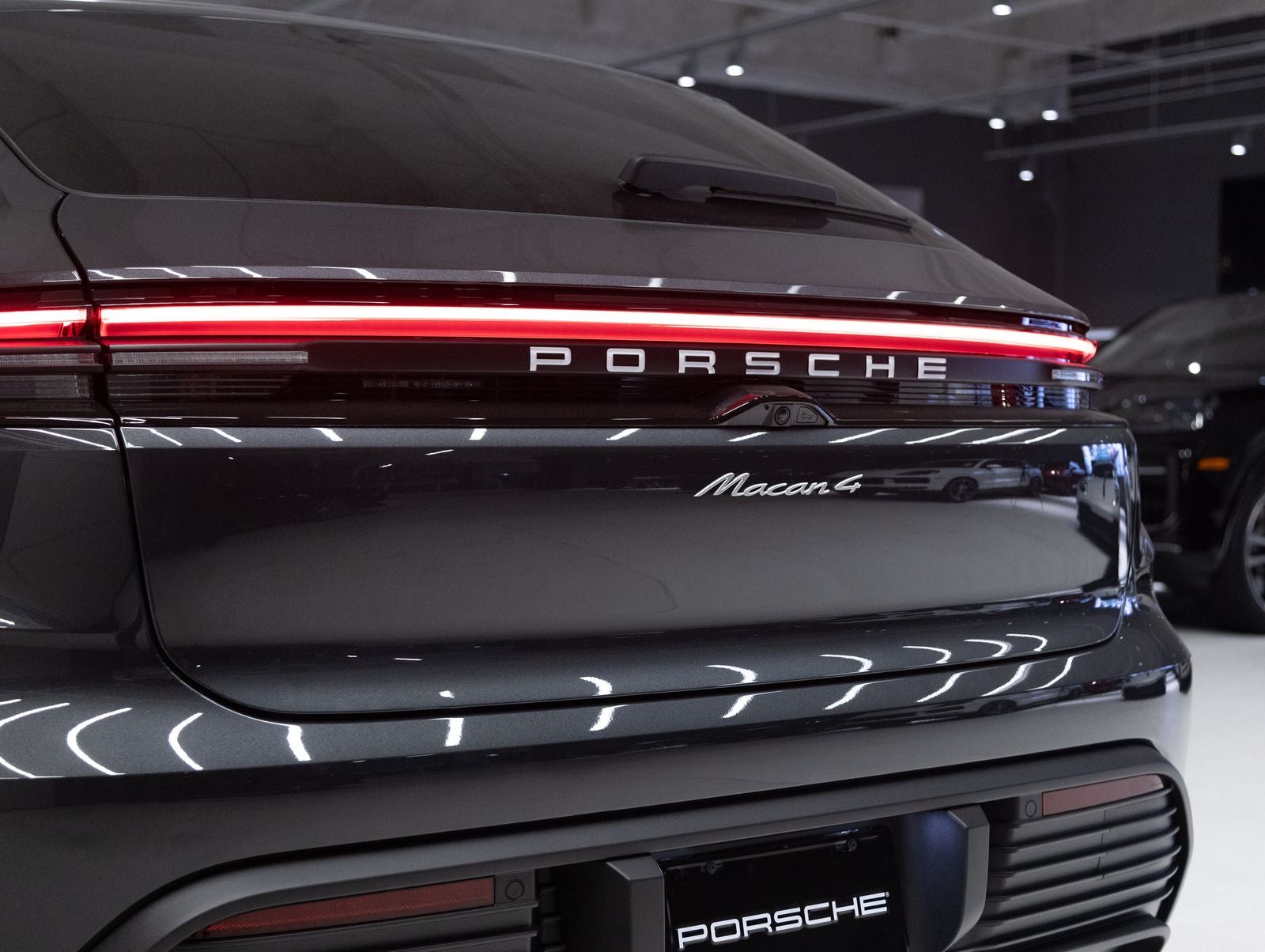 2026 Porsche Macan 4 Electric