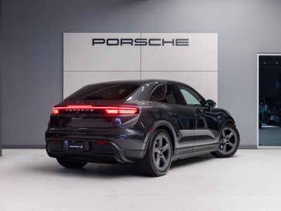 2026 Porsche Macan 4 Electric