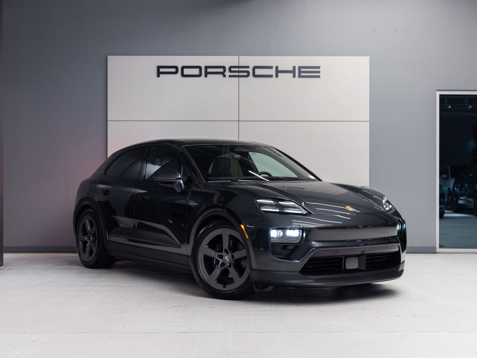 2026 Porsche Macan 4 Electric