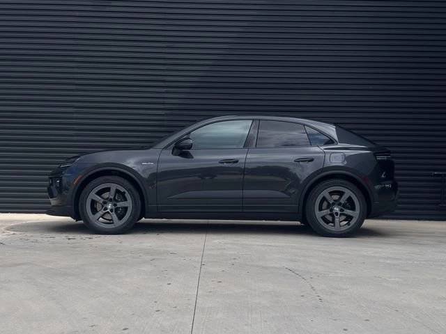 2026 Porsche Macan 4 Electric