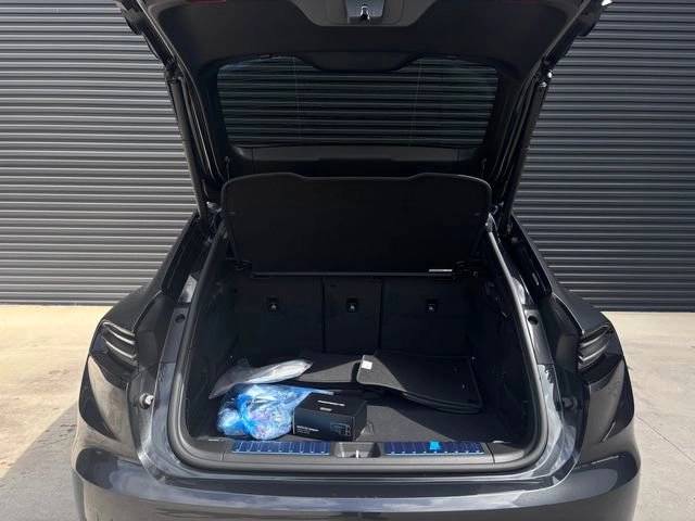 2026 Porsche Macan 4 Electric