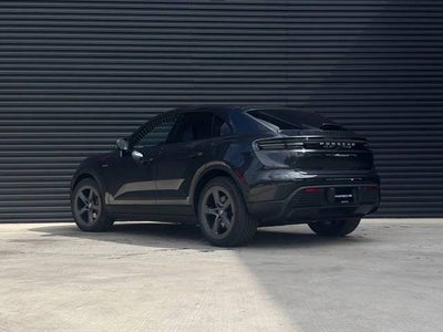 2026 Porsche Macan 4 Electric