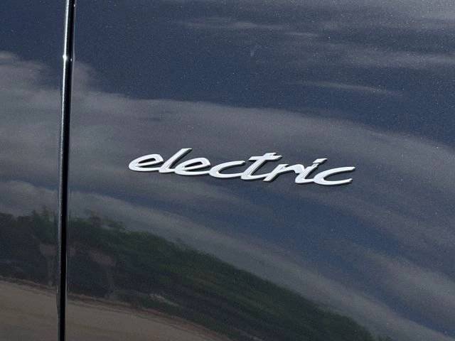 2026 Porsche Macan 4 Electric