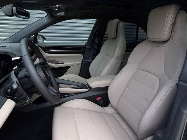 2026 Porsche Macan 4 Electric