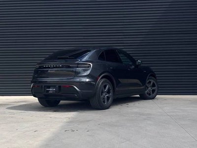 2026 Porsche Macan 4 Electric