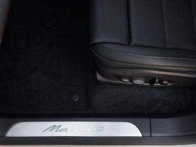 2026 Porsche Macan 4 Electric