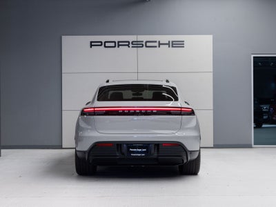2026 Porsche Macan 4 Electric