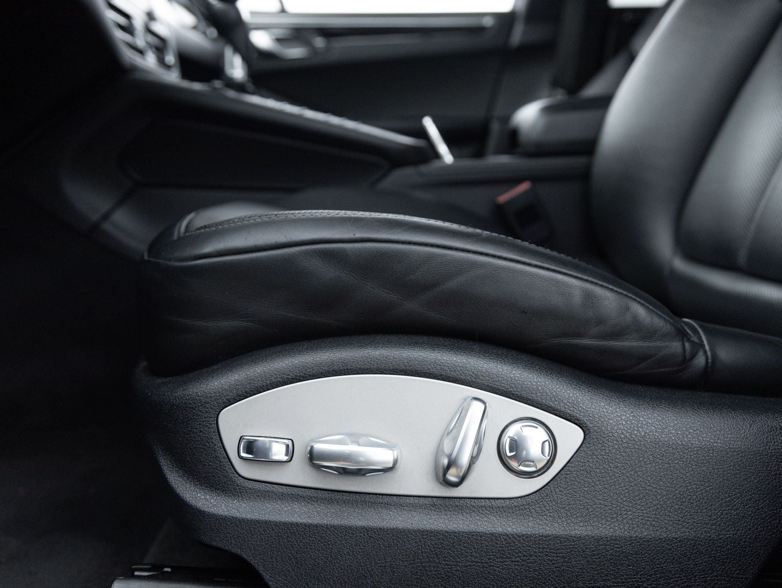 2021 Porsche Macan Macan S (MY21)