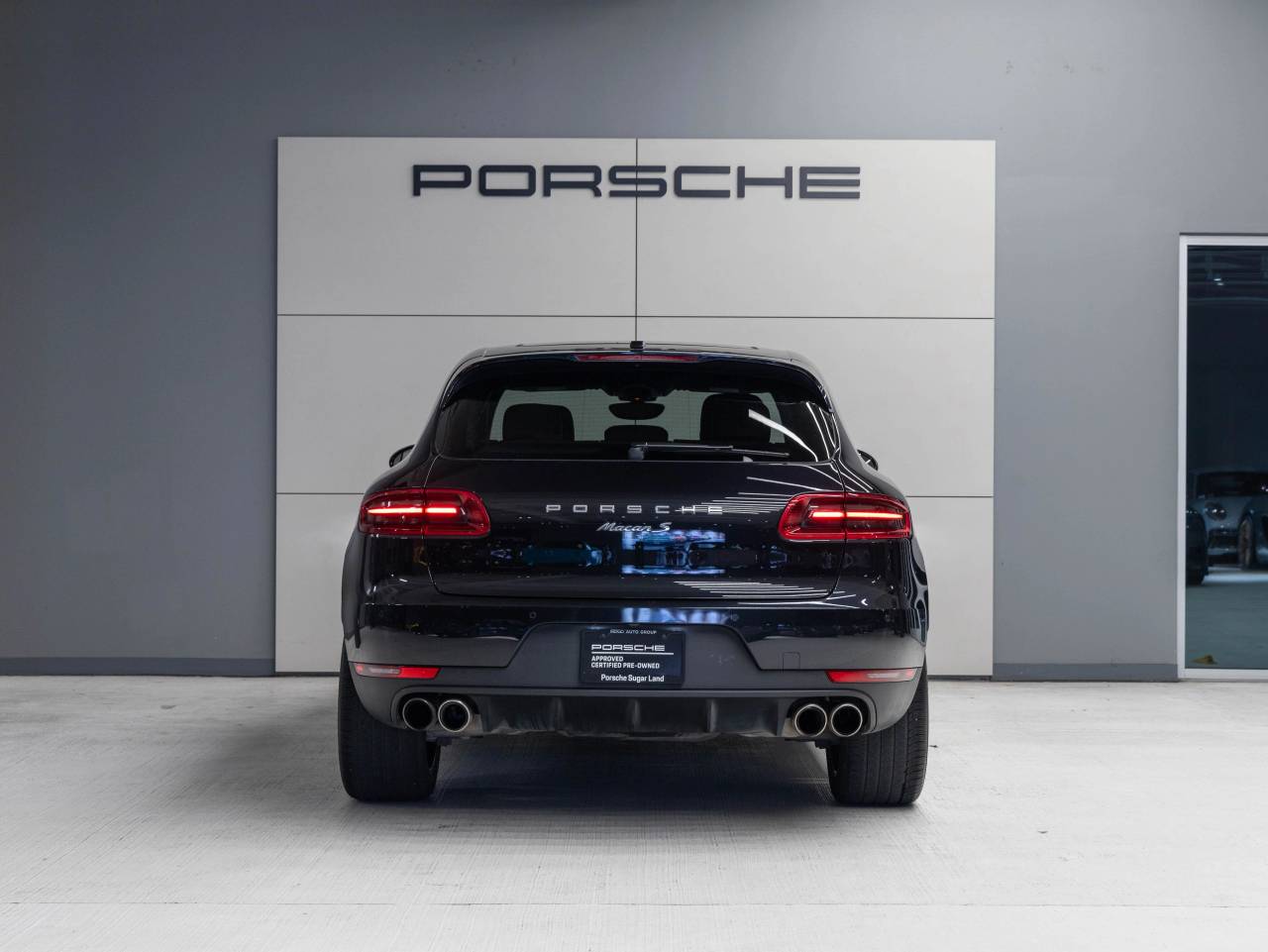 2018 Porsche Macan Macan S