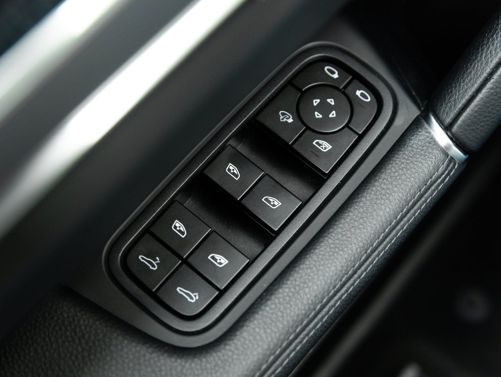 2023 Porsche Cayenne Cayenne S Platinum Edition