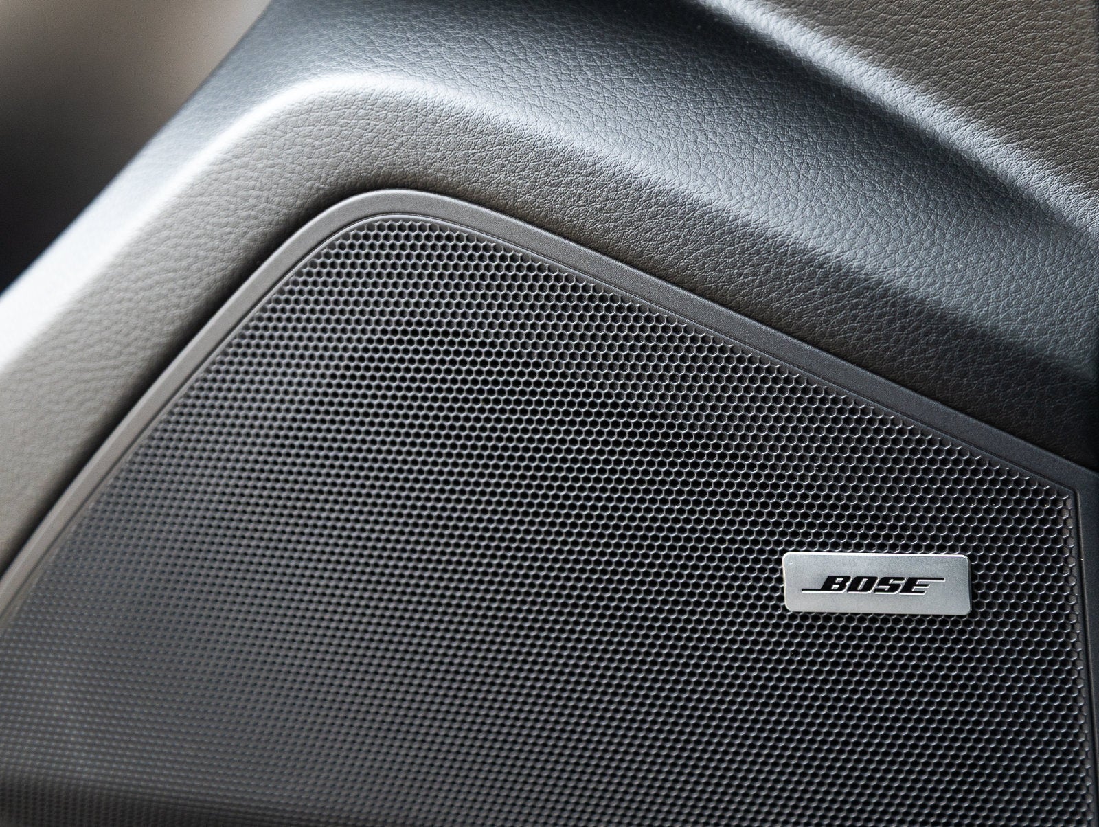 2023 Porsche Cayenne Cayenne S Platinum Edition