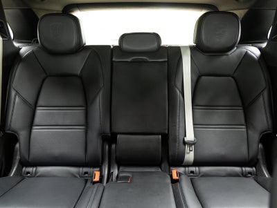 2023 Porsche Cayenne Cayenne S Platinum Edition