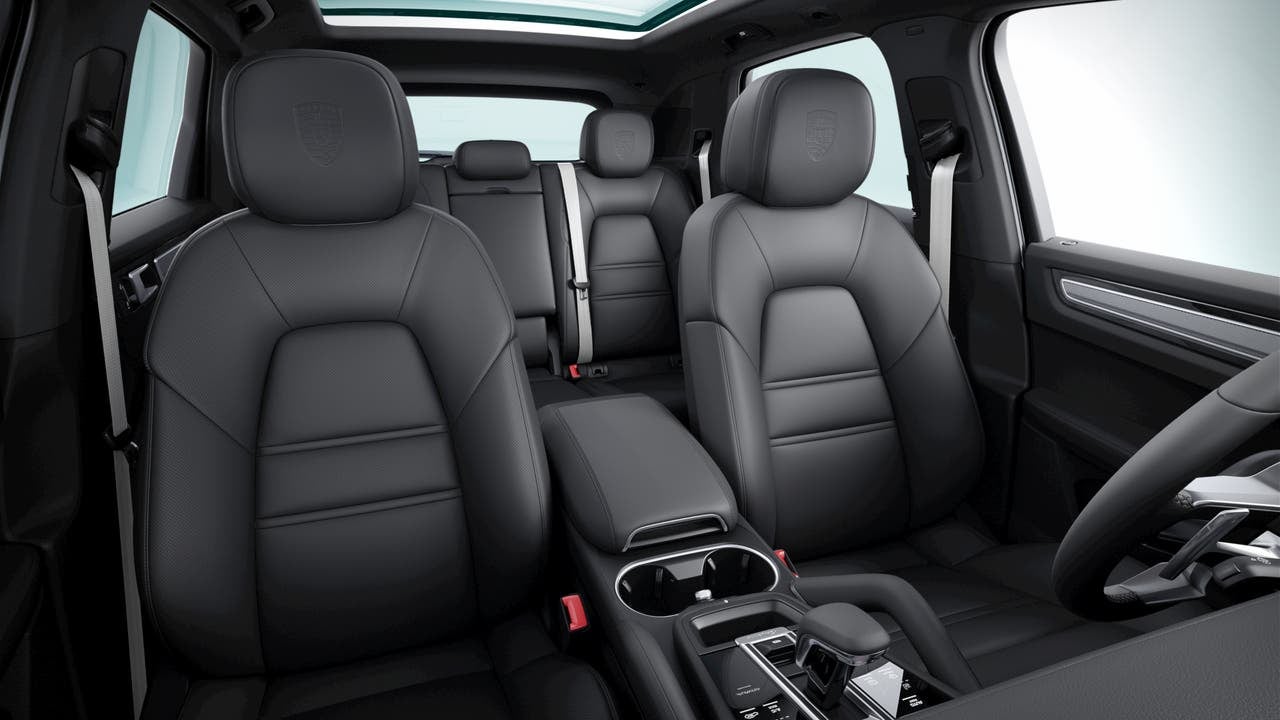 2023 Porsche Cayenne Cayenne S Platinum Edition