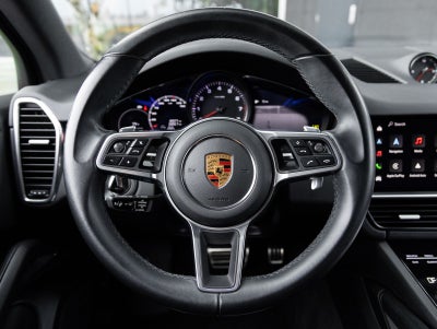 2023 Porsche Cayenne S Platinum Edition