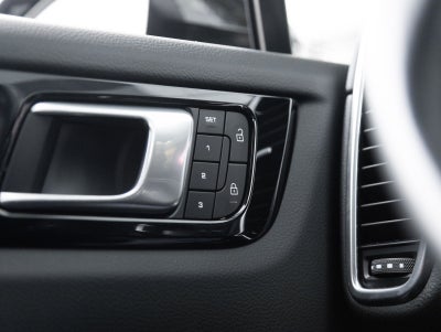 2023 Porsche Cayenne S Platinum Edition