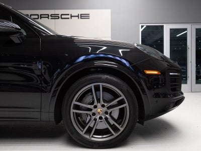 2023 Porsche Cayenne S Platinum Edition